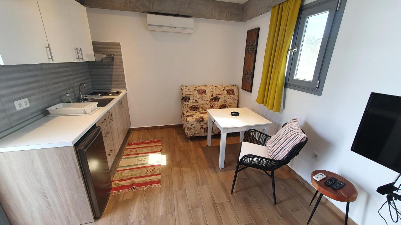 St.Thomas Beach Luxury Apartments Pefki  Экстерьер фото