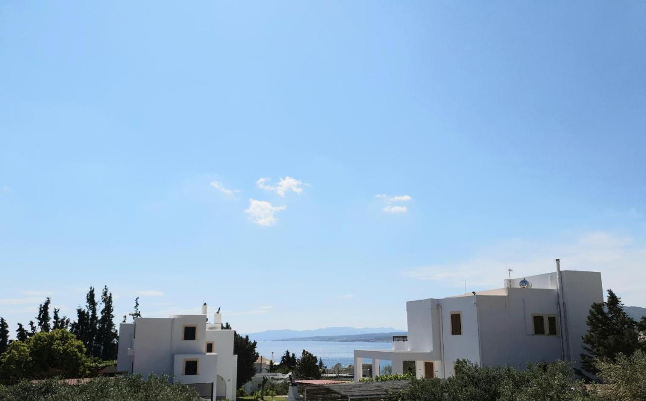 St.Thomas Beach Luxury Apartments Pefki  Экстерьер фото