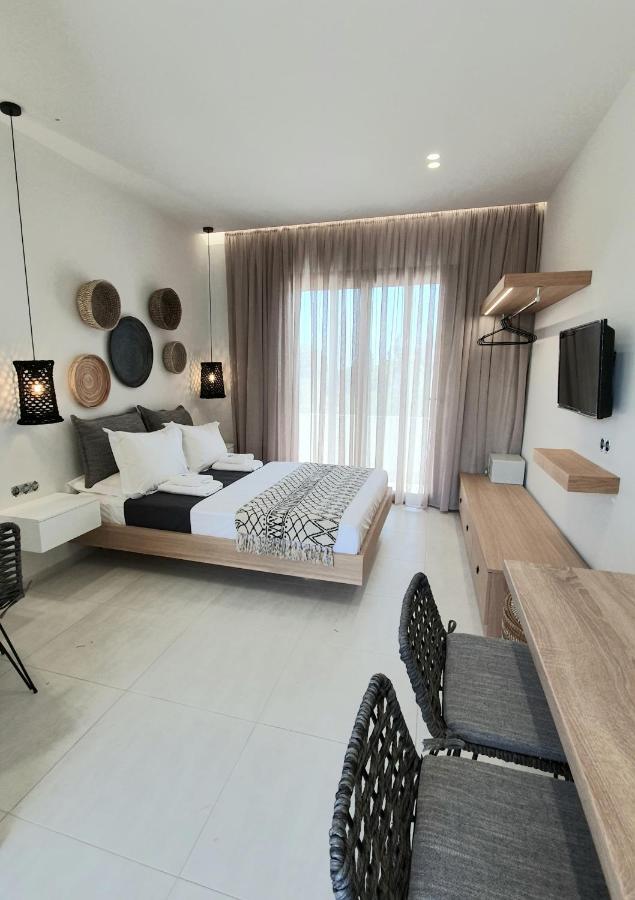 St.Thomas Beach Luxury Apartments Pefki  Экстерьер фото